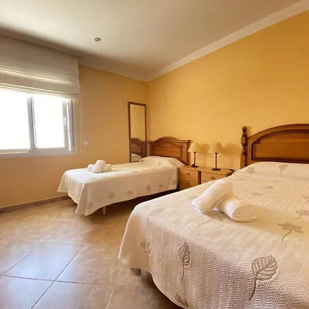Апартаменты Adosado Con Gran Terraza Y Bonitas Vistas Кальпе