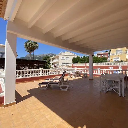 Апартаменты Adosado Con Gran Terraza Y Bonitas Vistas Кальпе