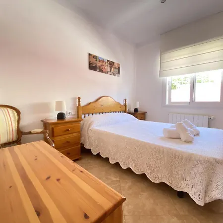 Апартаменты Adosado Con Gran Terraza Y Bonitas Vistas Кальпе