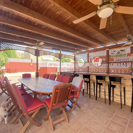 Adosado Con Gran Terraza Y Bonitas Vistas * Кальпе