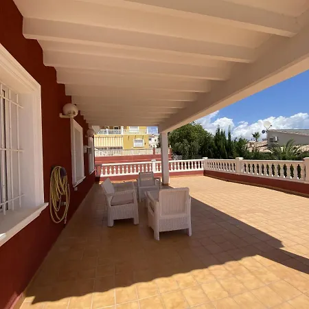 Adosado Con Gran Terraza Y Bonitas Vistas * Кальпе