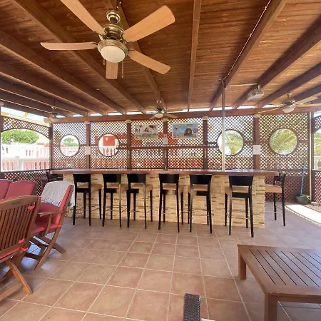 Adosado Con Gran Terraza Y Bonitas Vistas
