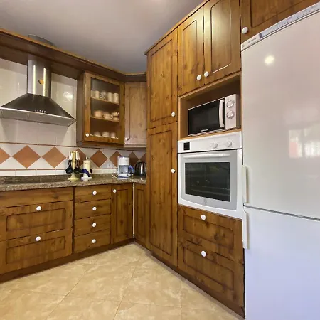 Апартаменты Adosado Con Gran Terraza Y Bonitas Vistas Кальпе